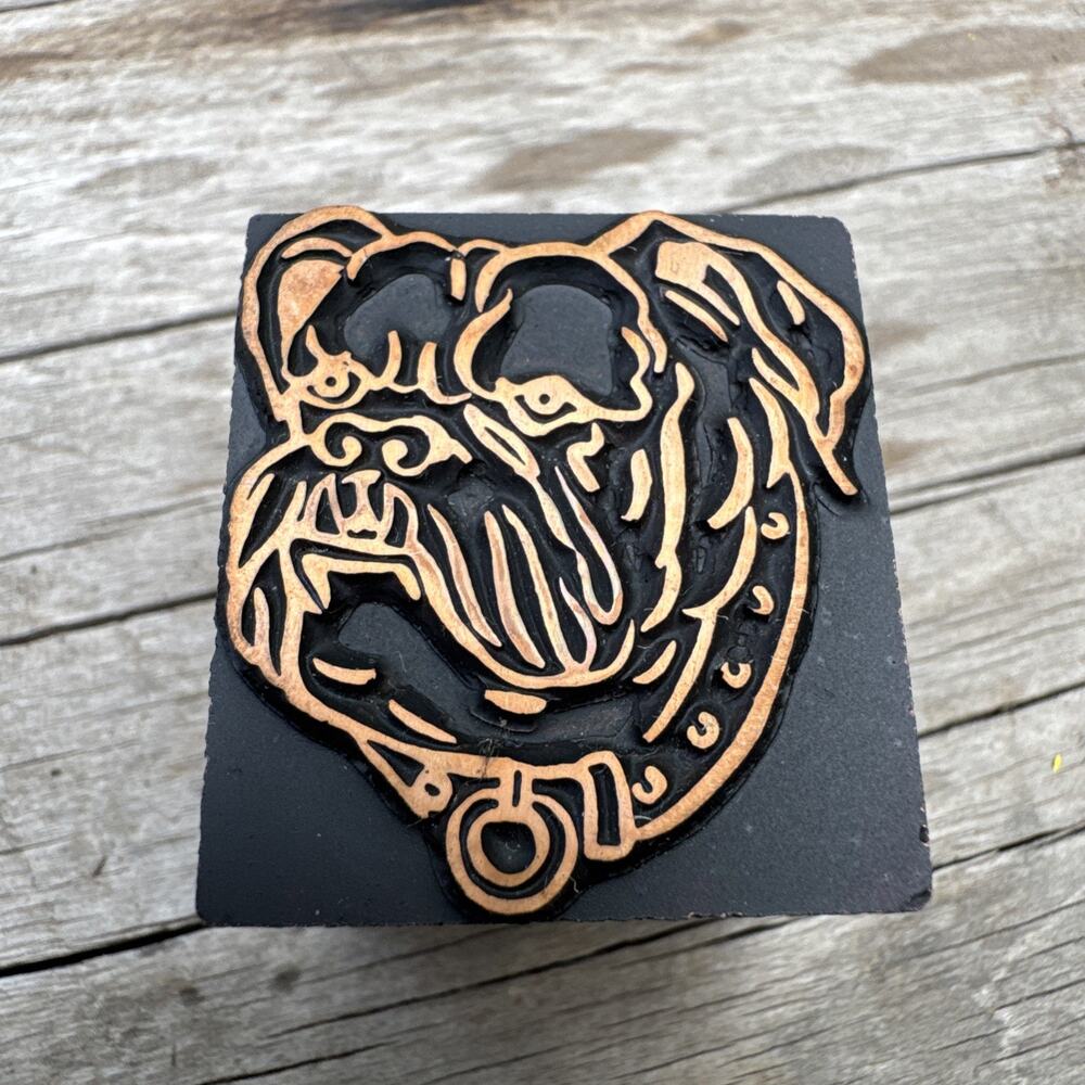 Vintage Wood and Metal USMC Bulldog Stamp Block Typeface 1"